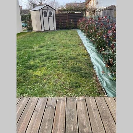 appartement maison en duplex 80m² jardin terrasse Saint-Julien-les-Villas Buitenkant foto