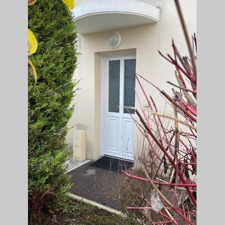 appartement maison en duplex 80m² jardin terrasse Saint-Julien-les-Villas Buitenkant foto