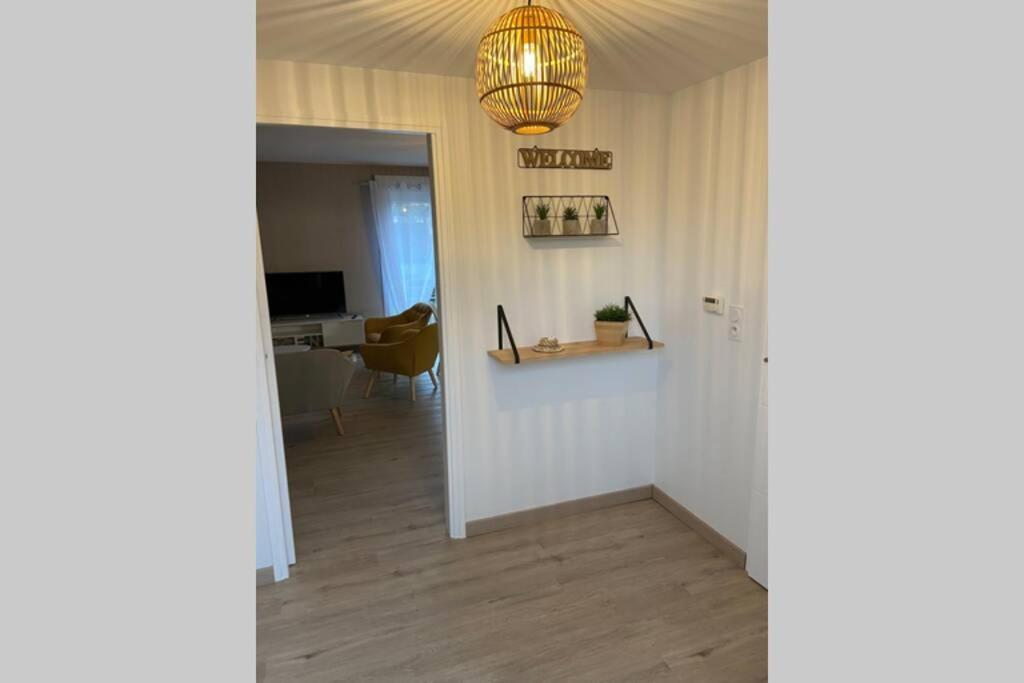 appartement maison en duplex 80m² jardin terrasse Saint-Julien-les-Villas Buitenkant foto